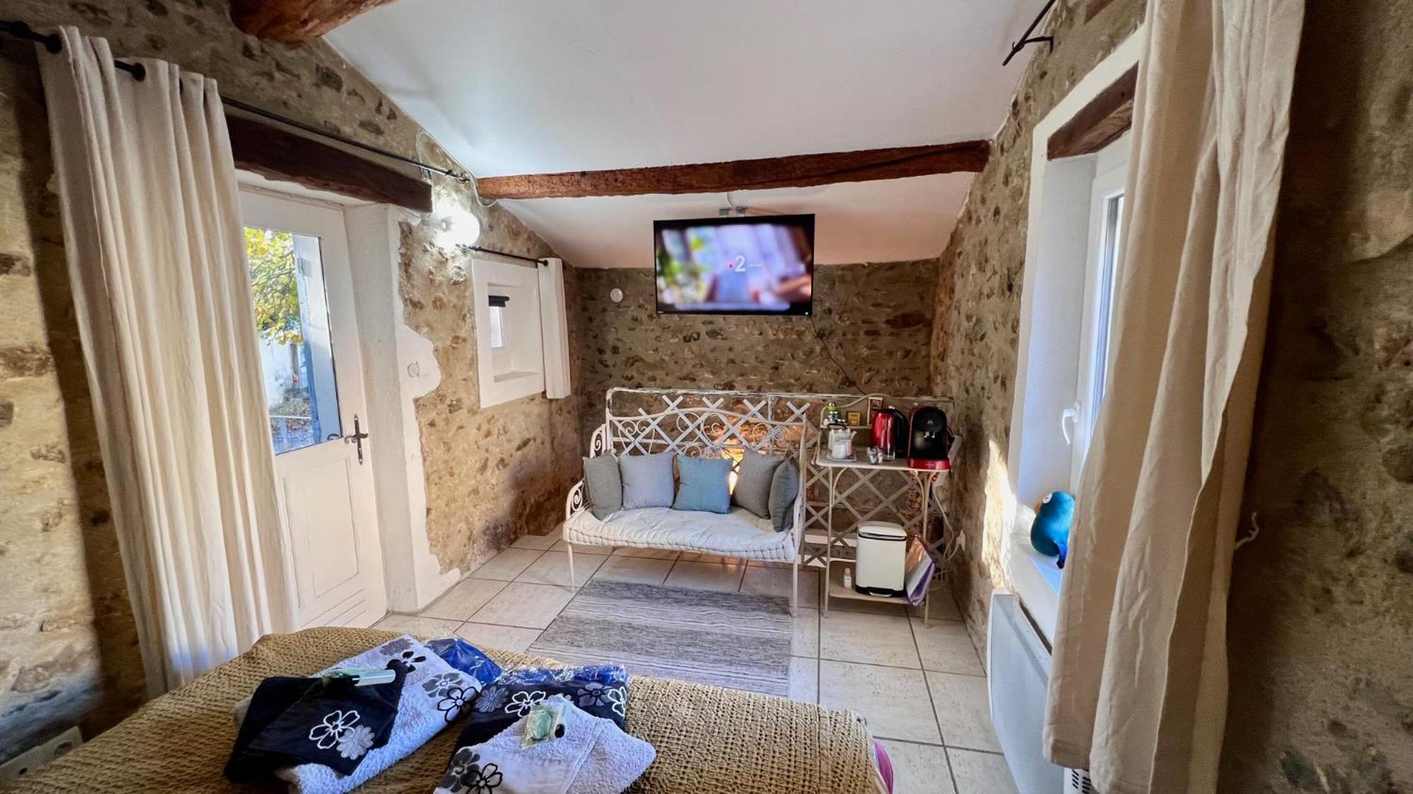 Chambre D'Hotes Lou Pataclet Charols Ngoại thất bức ảnh